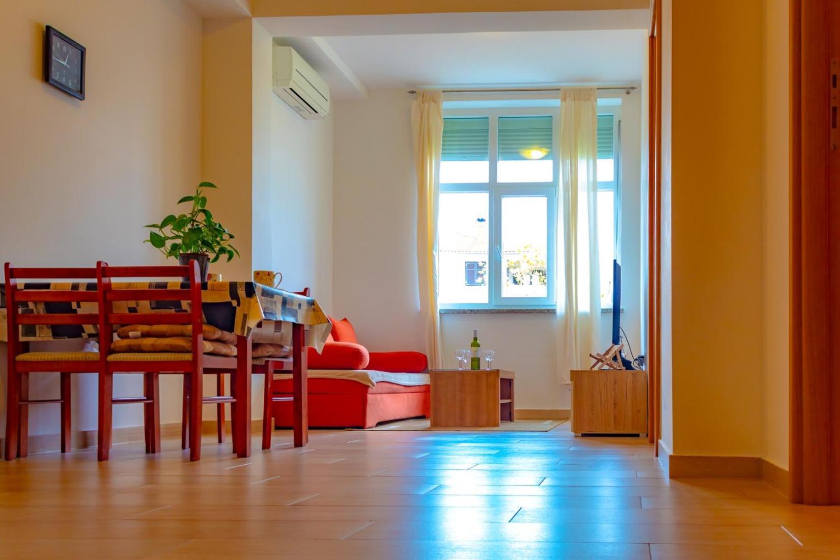 Apartment Botic ポレッチ エクステリア 写真