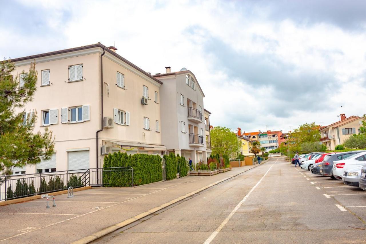 Apartment Botic ポレッチ エクステリア 写真