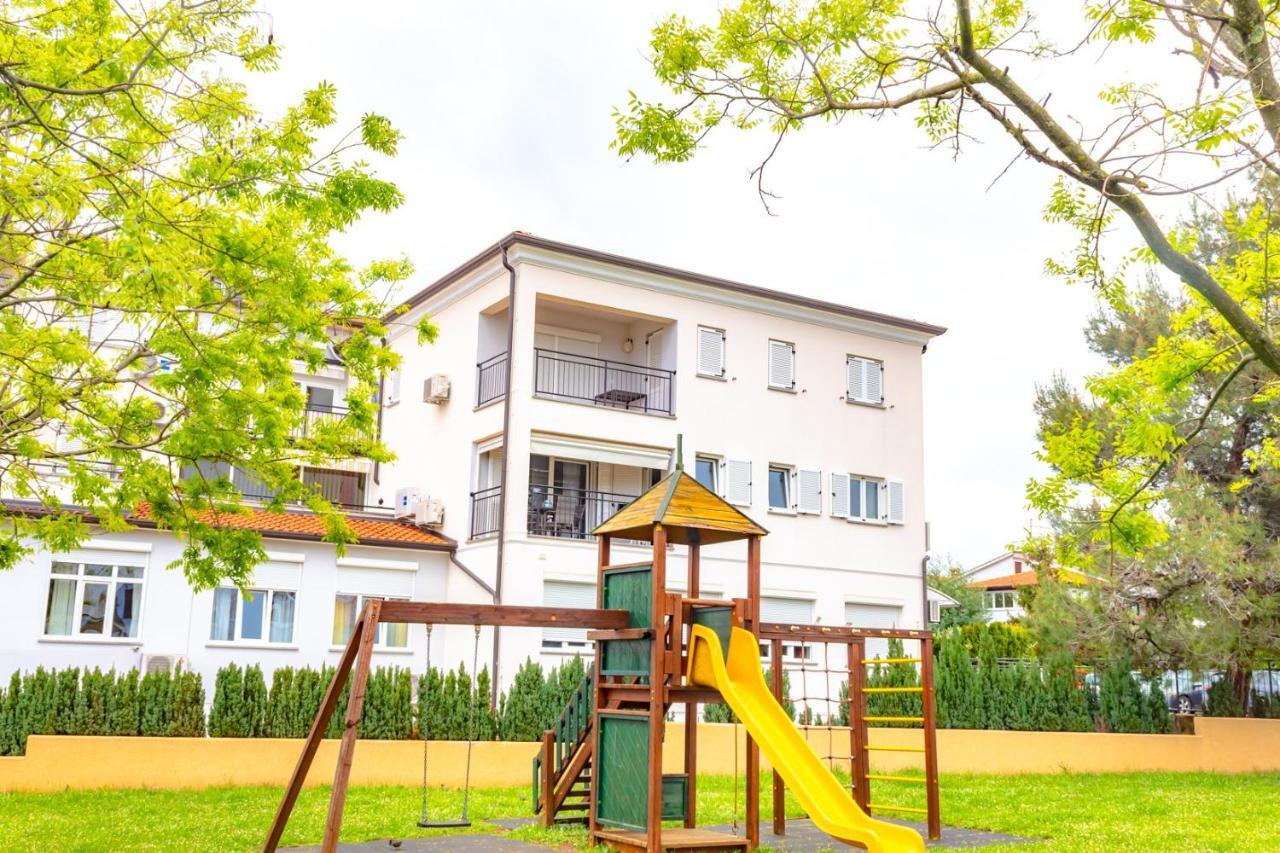 Apartment Botic ポレッチ エクステリア 写真