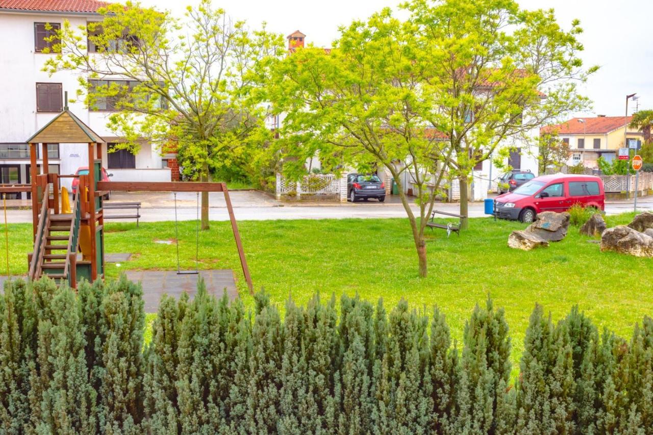 Apartment Botic ポレッチ エクステリア 写真